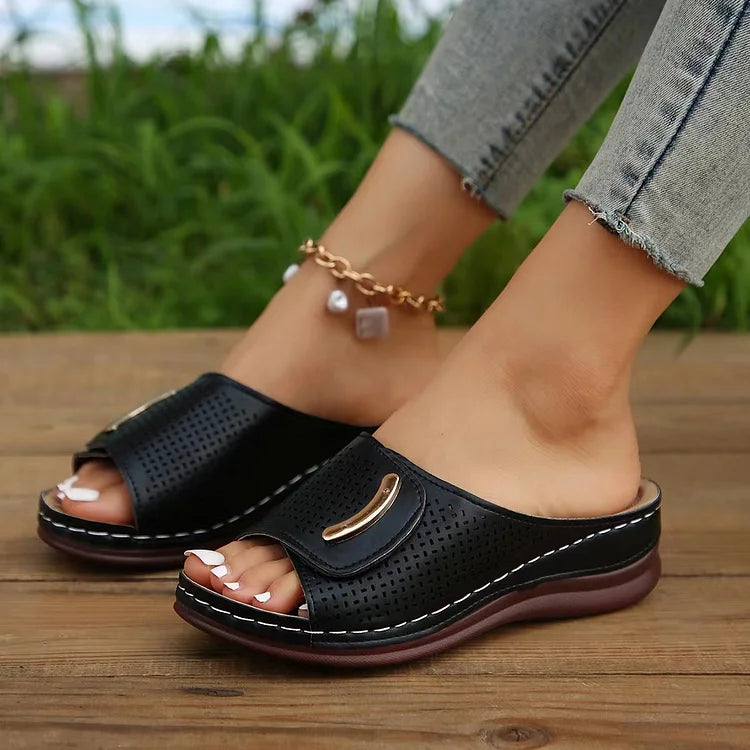 Rowenna - Classic Urban Sandals